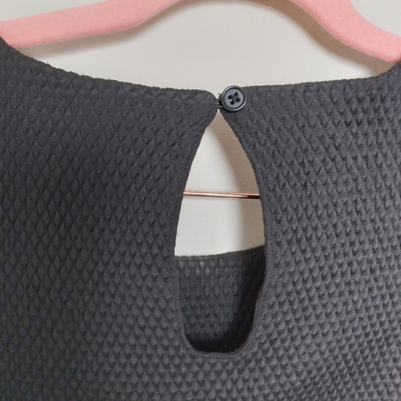 Cupcakes and Cashmere Black Madora Jeweled Neckline Waffle Knit Dress Size Small - Picture 9 of 12